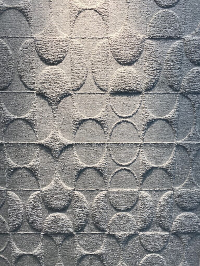 E wall covering 768x1024