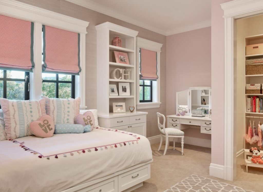 Kids room pink and blue 1024x748