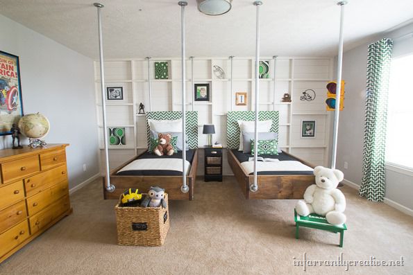 Petalic pipes suspended in style beds