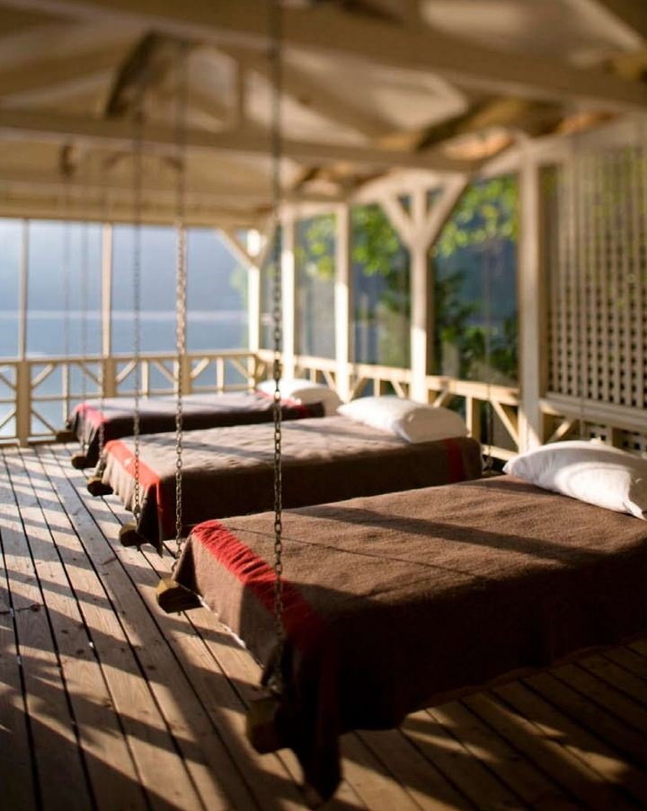 Sleeping porch summer hanging beds