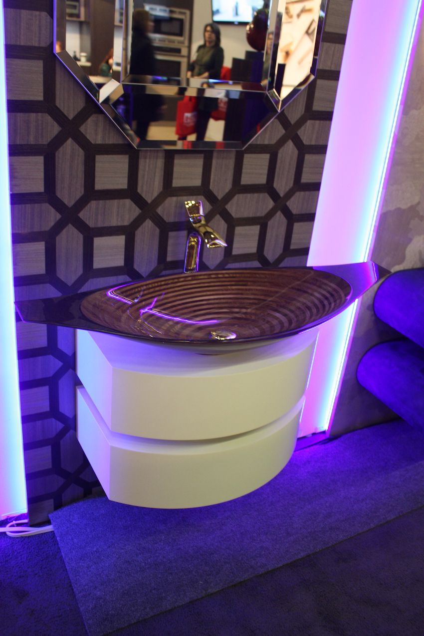 Ammonitum wood sink design