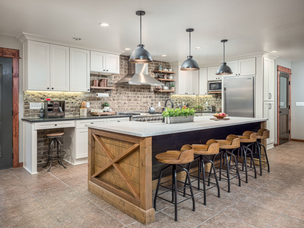 Farmhouse Kitchen Styling and Decor