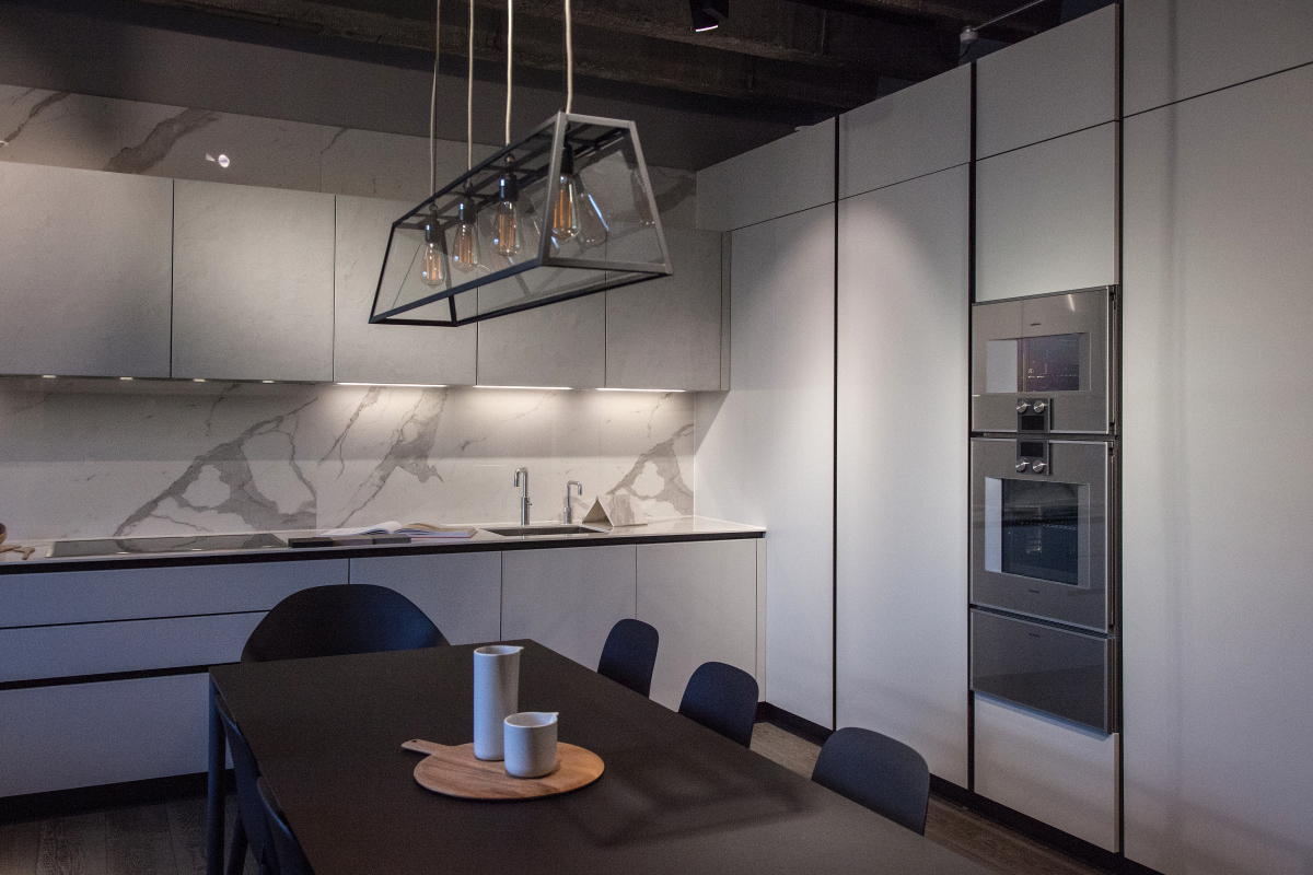 Minimalist Marble Muse