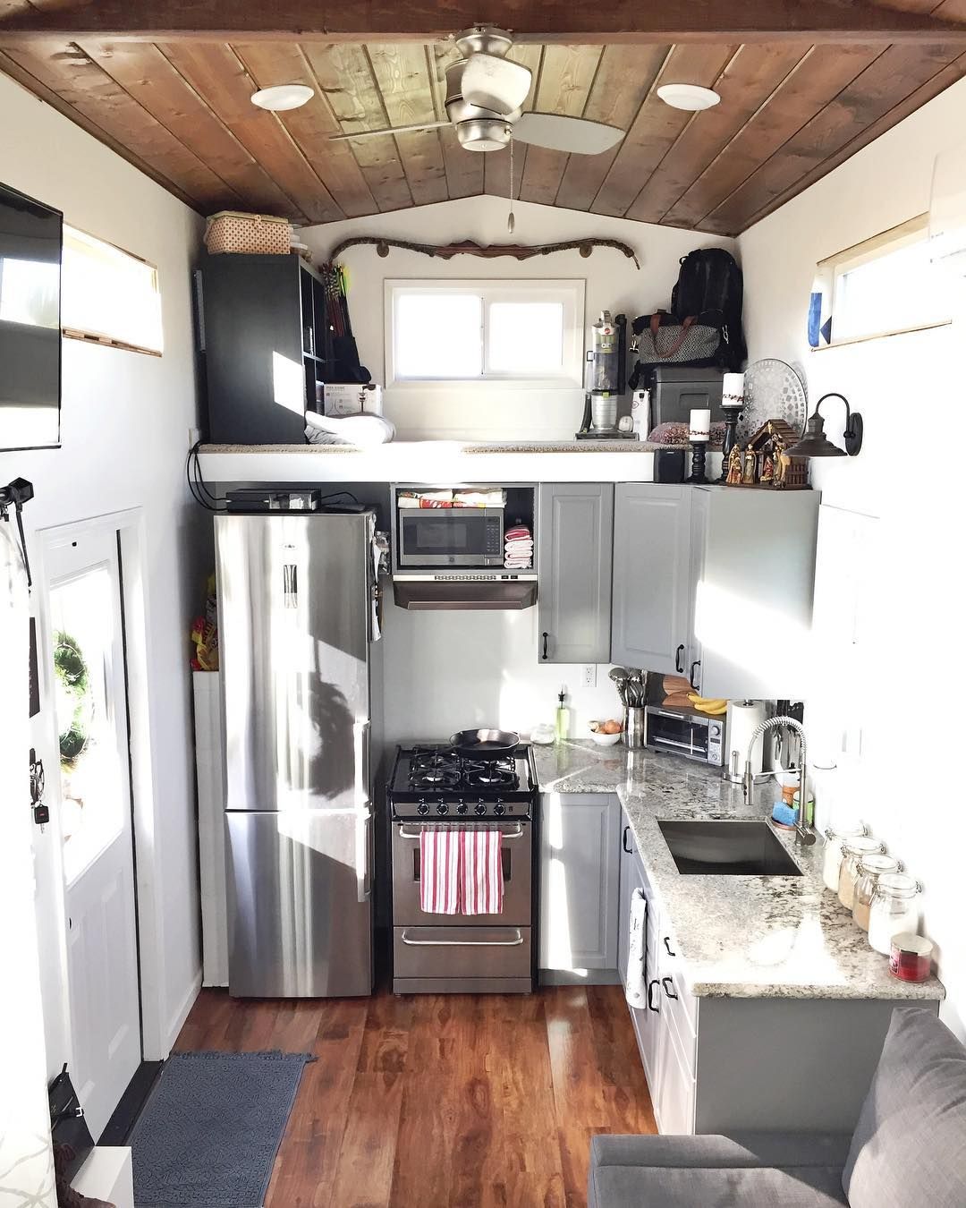 Compact L Shape With Loft Overhang