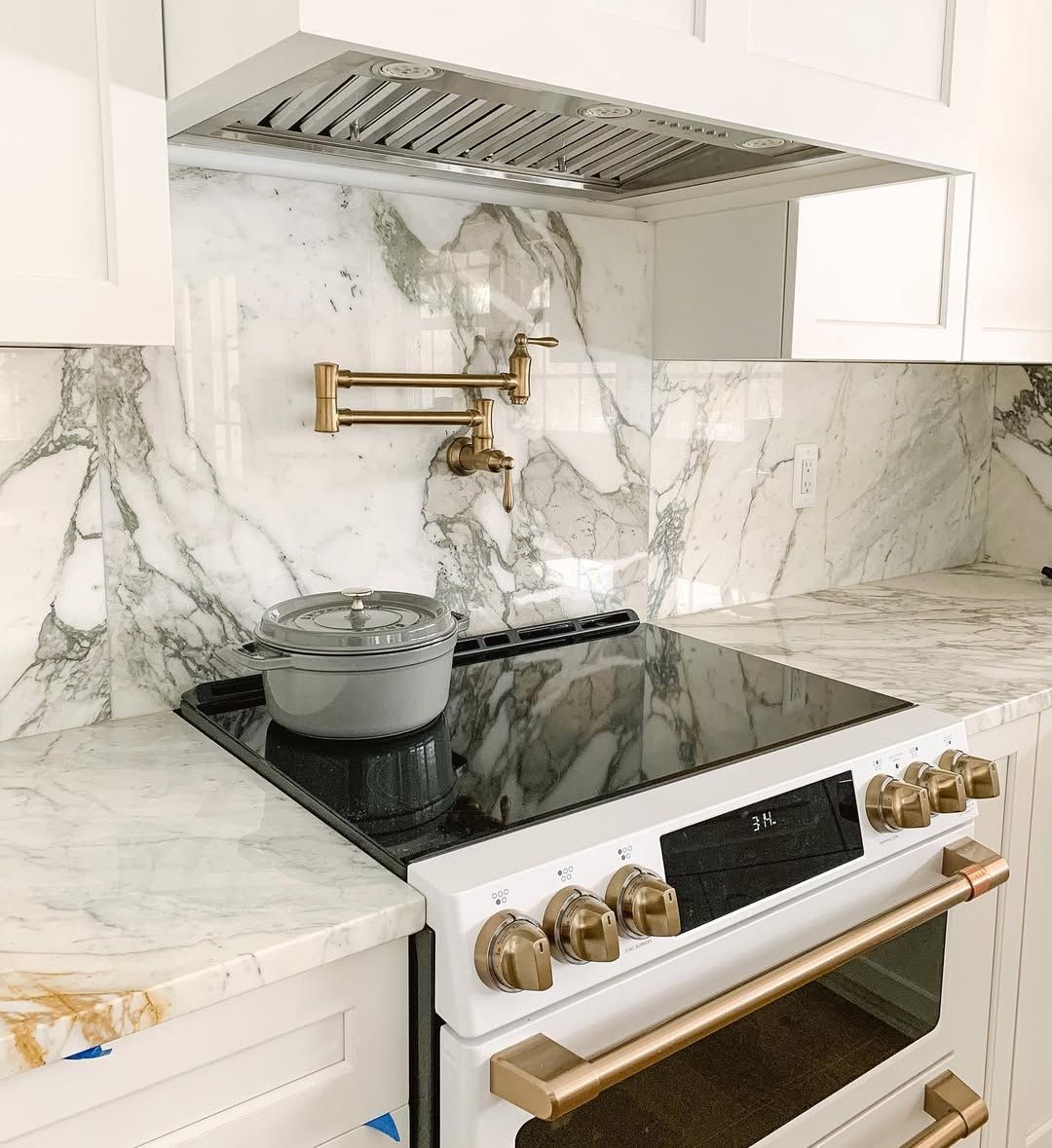 Full Slab Marble With Brass Pot Filler