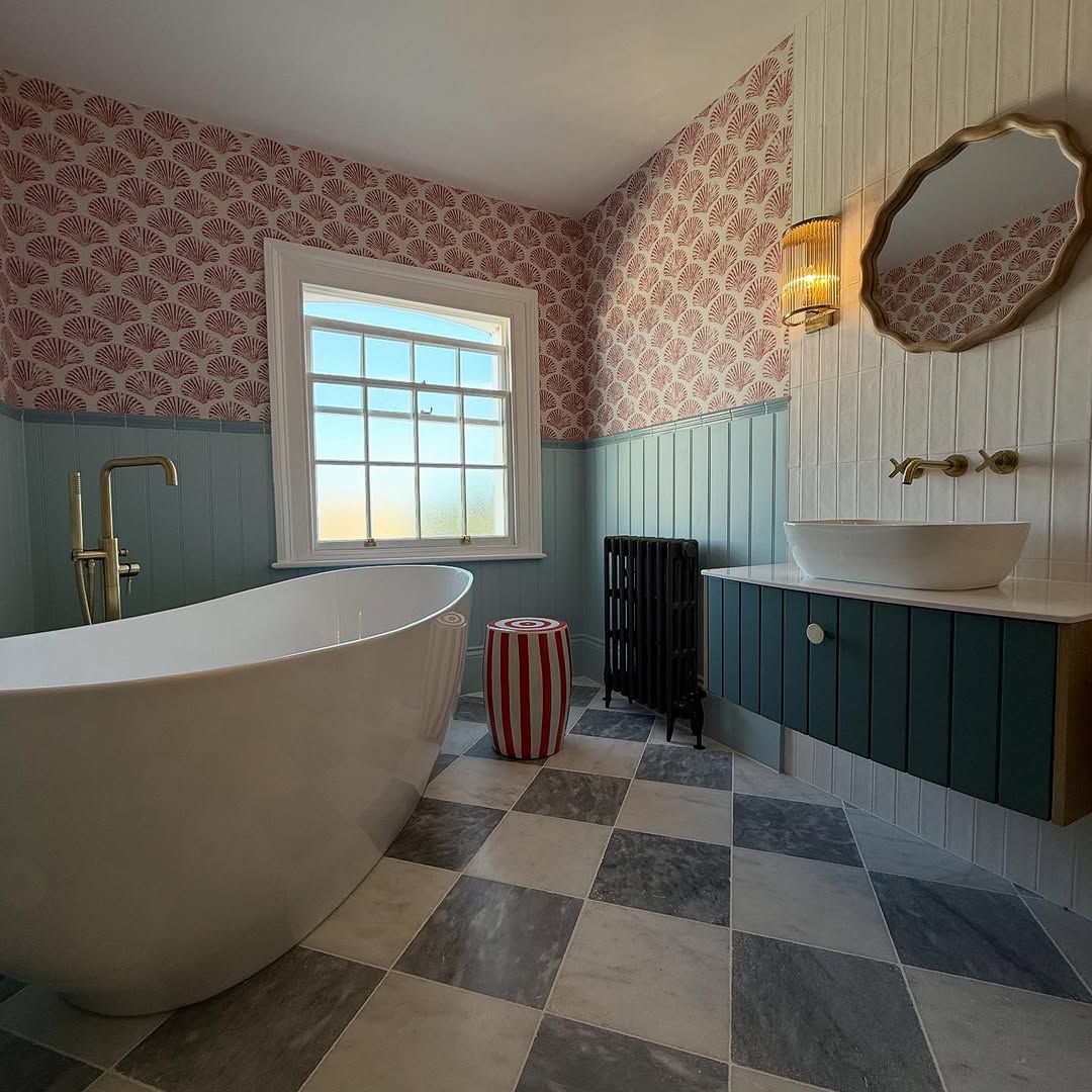 Vintage Inspired Bath with Pattern and Color